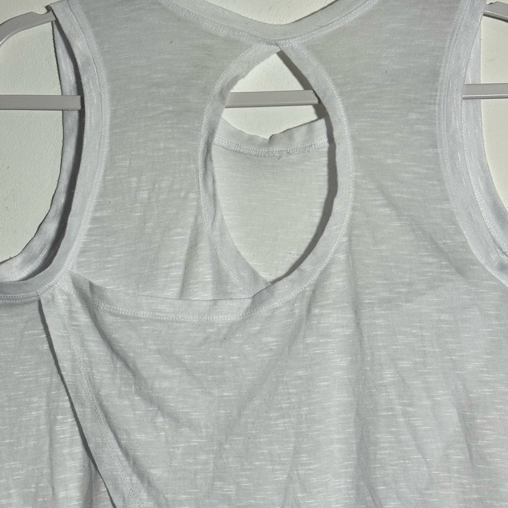 Balance Collection White‎ Top - Picture 11 of 12